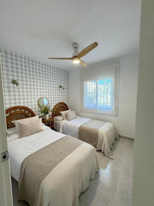 Nuevo Torrox Deluxe Beach & Piscina 外观 照片