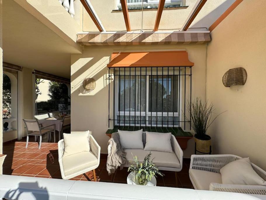 Nuevo Torrox Deluxe Beach & Piscina 外观 照片