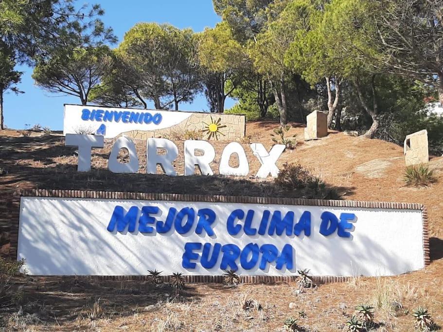 Nuevo Torrox Deluxe Beach & Piscina 外观 照片